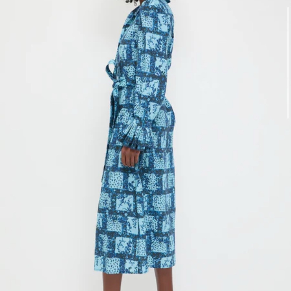 Tuckernuck Blue and White A-line Midi Dress with Notched Collar - Picture 3 of 9